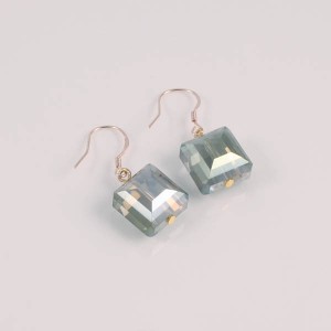 http://opearlbrands.com/141-206-thickbox/earrings-030.jpg